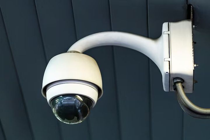 Explore Security Cameras: Tips, Insights & Knowledge for Home Safety