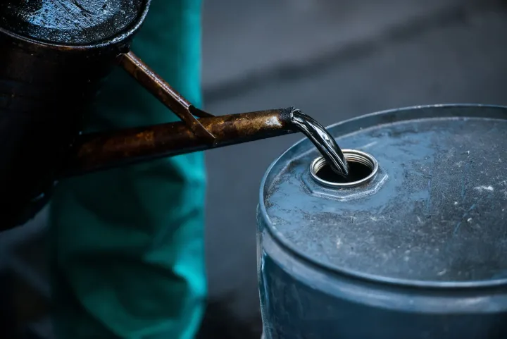 Learn About Crude Oil: Basic Concepts, Helpful Information, and Expert Knowledge Explained